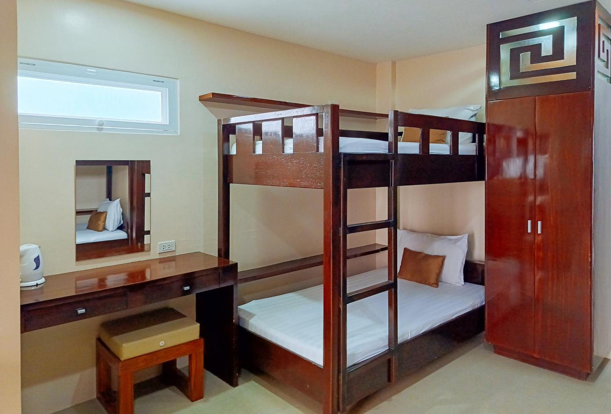 Hotel Juliana By Reddoorz Tuguegarao City Exterior foto