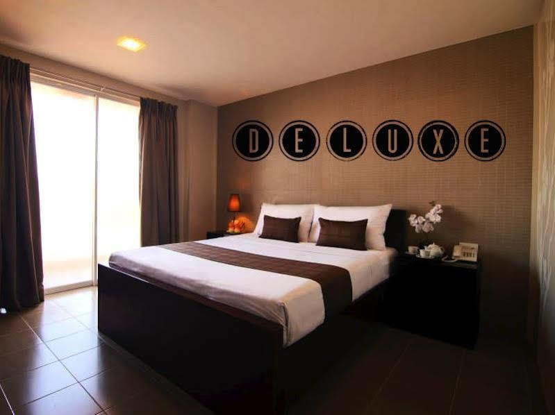 Hotel Juliana By Reddoorz Tuguegarao City Exterior foto
